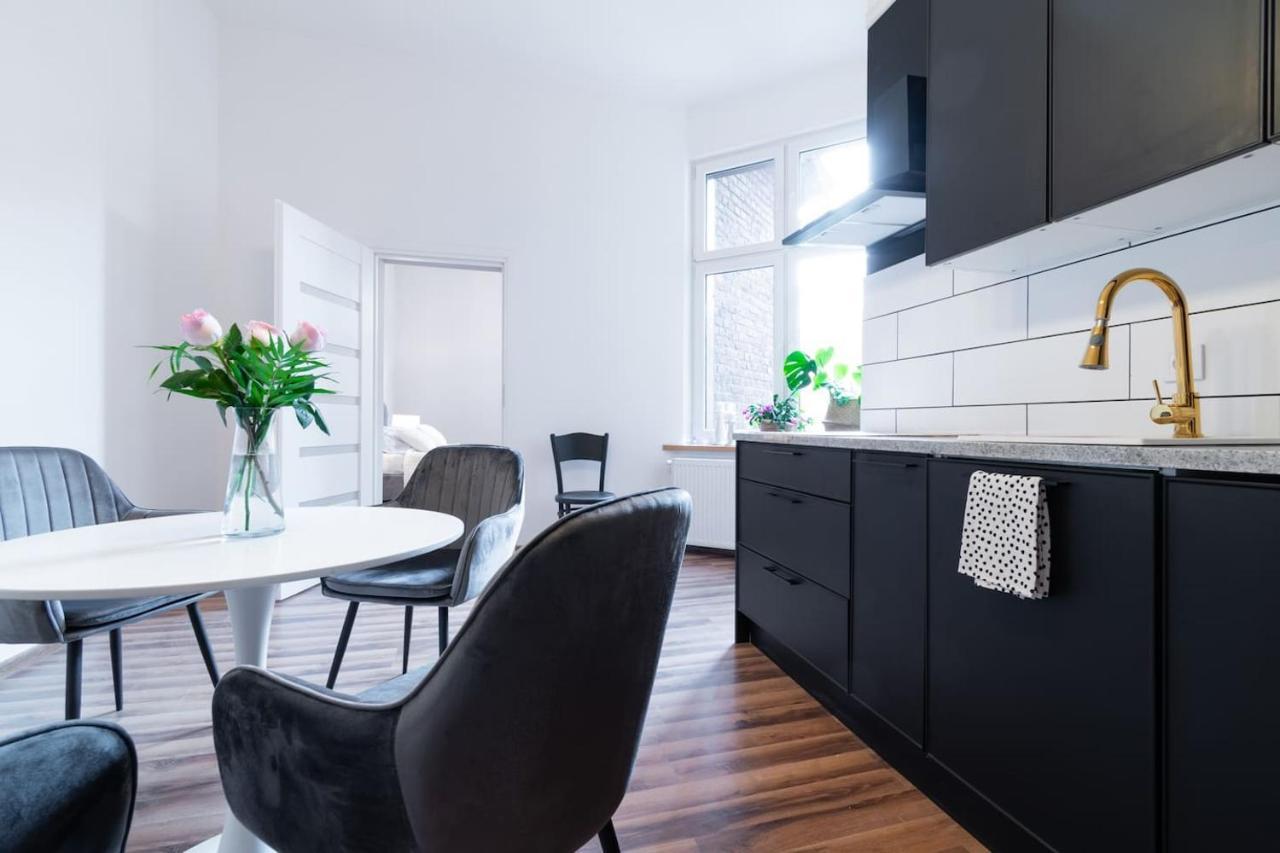 Apartamento Opera Bytom Exterior foto